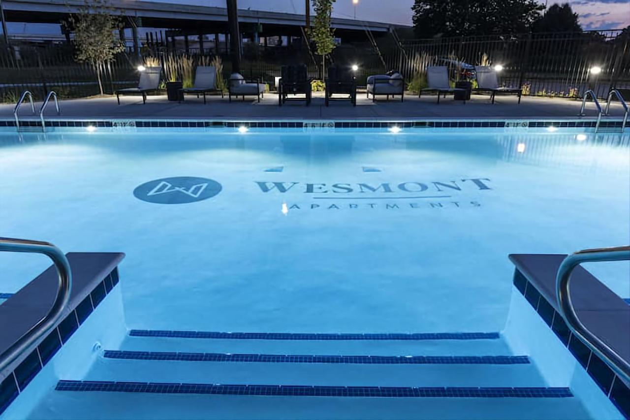 Modern Dwntwn 1 Bdrm Apt Pool Gym Free Parking إنديانابوليس المظهر الخارجي الصورة