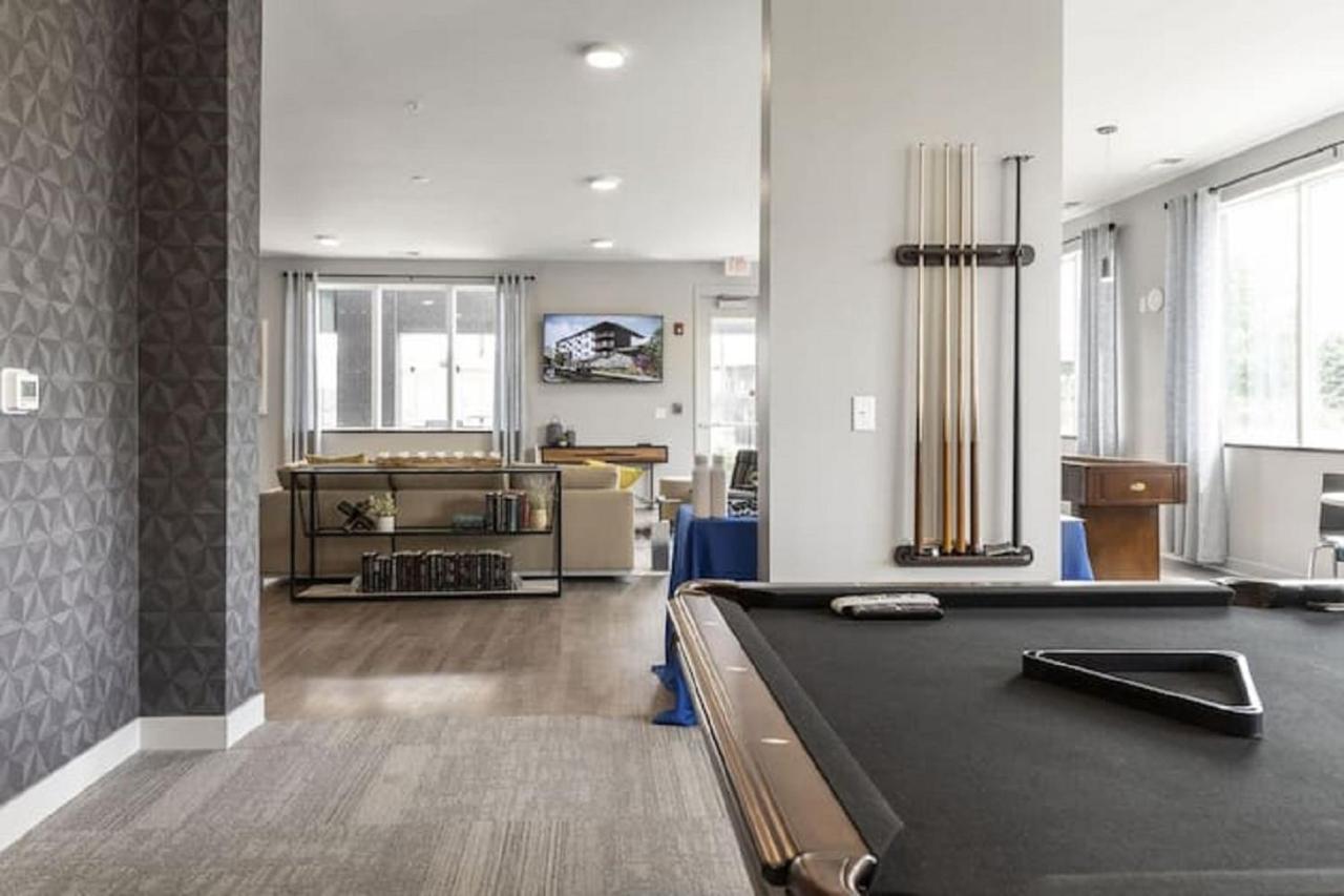 Modern Dwntwn 1 Bdrm Apt Pool Gym Free Parking إنديانابوليس المظهر الخارجي الصورة